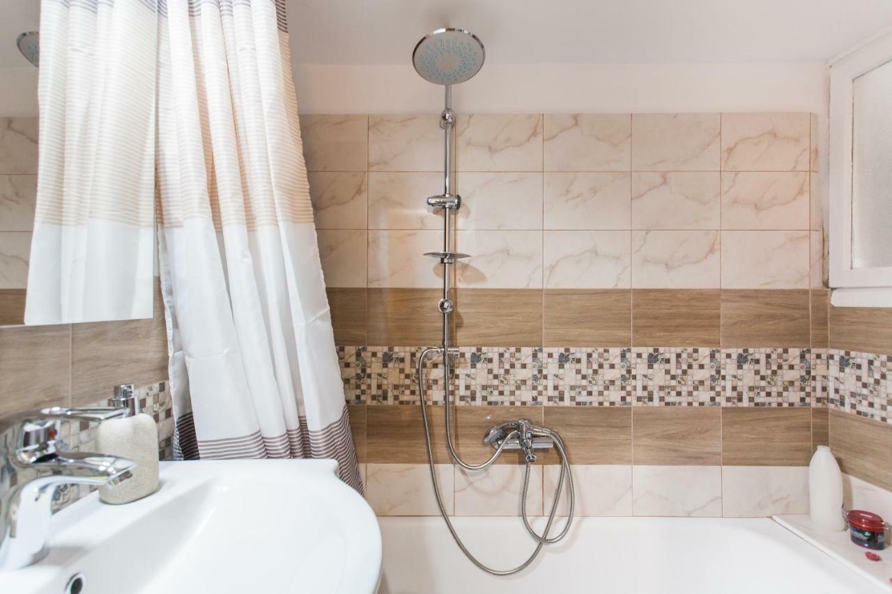 Central, Quiet, Cozy, Very Clean Private Apartment Close To Acropolis Афіни Екстер'єр фото